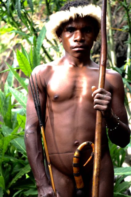 インドネシア パプア 裸族のダニ族に会う 改めてここは異郷 世界でも異質なワメナの街 変わって行く前に一度は